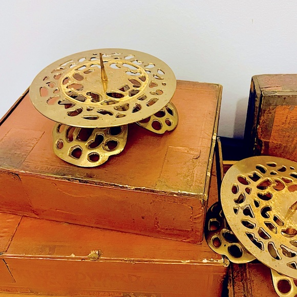 Vintage Other - Ornate Brass Floral Lace Layered Piller Candle Risers or Holders, Set of two